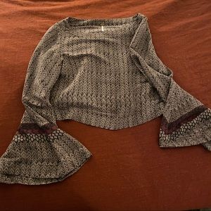 Free People | Cropped Bell Sleeve Top | S